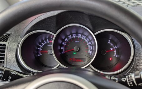 KIA Venga I, 2011 год, 999 000 рублей, 22 фотография