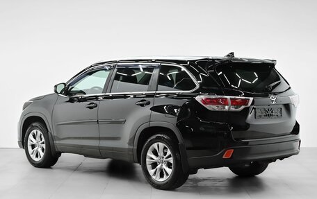 Toyota Highlander III, 2019 год, 2 995 000 рублей, 4 фотография