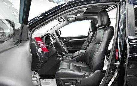 Toyota Highlander III, 2019 год, 2 995 000 рублей, 6 фотография