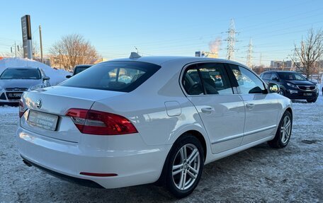 Skoda Superb III рестайлинг, 2013 год, 1 270 000 рублей, 8 фотография
