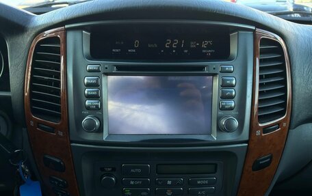 Toyota Land Cruiser 100 рестайлинг 2, 2007 год, 2 100 000 рублей, 12 фотография