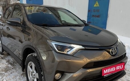 Toyota RAV4, 2016 год, 2 150 000 рублей, 3 фотография