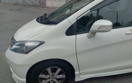 Honda Freed I, 2010 год, 1 080 000 рублей, 8 фотография