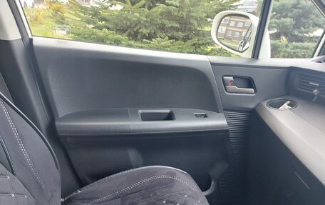 Honda Freed I, 2010 год, 1 080 000 рублей, 34 фотография