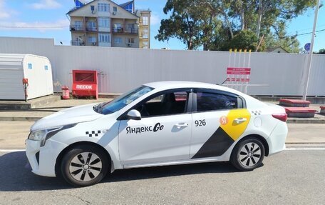 KIA Rio IV, 2021 год, 1 000 000 рублей, 4 фотография