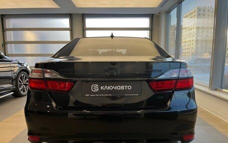 Toyota Camry, 2017 год, 2 900 000 рублей, 5 фотография