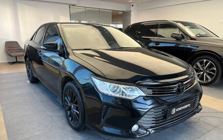 Toyota Camry, 2017 год, 2 900 000 рублей, 3 фотография