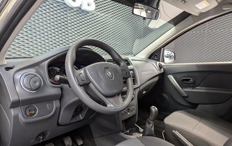 Renault Sandero II рестайлинг, 2016 год, 700 000 рублей, 11 фотография