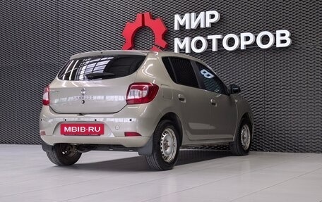 Renault Sandero II рестайлинг, 2016 год, 700 000 рублей, 4 фотография