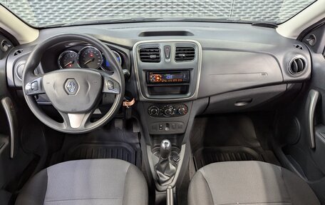 Renault Sandero II рестайлинг, 2016 год, 700 000 рублей, 13 фотография