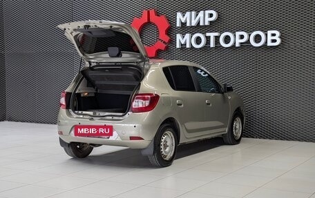 Renault Sandero II рестайлинг, 2016 год, 700 000 рублей, 7 фотография