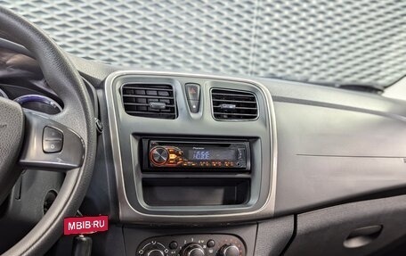 Renault Sandero II рестайлинг, 2016 год, 700 000 рублей, 17 фотография