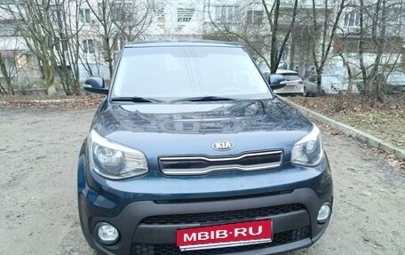 KIA Soul II рестайлинг, 2019 год, 1 500 000 рублей, 1 фотография