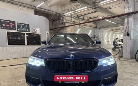 BMW 5 серия, 2018 год, 3 300 000 рублей, 1 фотография
