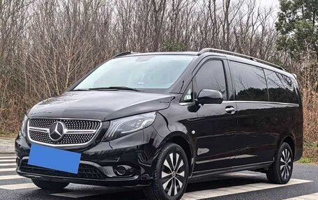 Mercedes-Benz Vito, 2023 год, 5 136 800 рублей, 1 фотография