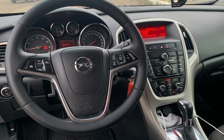 Opel Astra J, 2011 год, 650 000 рублей, 11 фотография