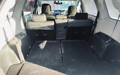 Toyota Wish II, 2009 год, 1 100 000 рублей, 8 фотография