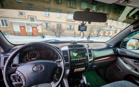 Toyota Land Cruiser Prado 120 рестайлинг, 2008 год, 2 700 000 рублей, 9 фотография