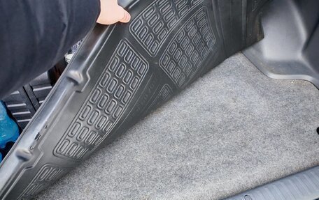 Toyota Land Cruiser Prado 120 рестайлинг, 2008 год, 2 700 000 рублей, 16 фотография