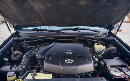 Toyota Land Cruiser Prado 120 рестайлинг, 2008 год, 2 700 000 рублей, 19 фотография