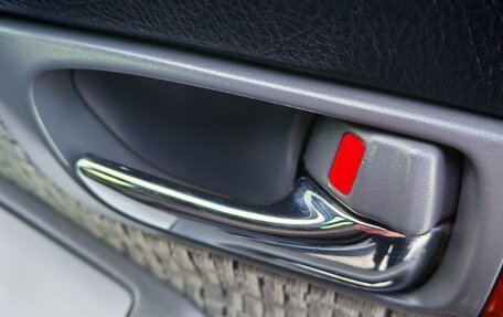 Toyota Land Cruiser Prado 120 рестайлинг, 2008 год, 2 700 000 рублей, 17 фотография