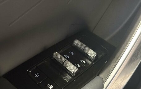 Geely Atlas, 2023 год, 2 420 000 рублей, 21 фотография