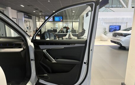 Geely Atlas, 2023 год, 2 420 000 рублей, 29 фотография