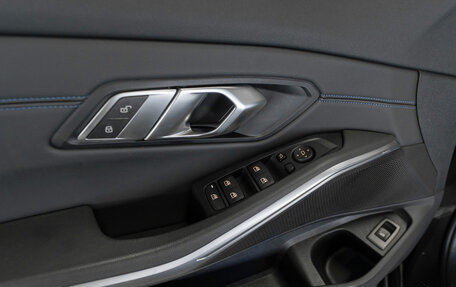 BMW 3 серия, 2020 год, 4 240 000 рублей, 18 фотография