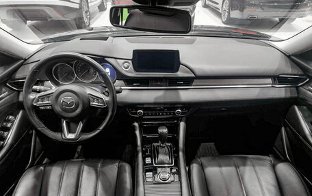 Mazda 6, 2018 год, 2 785 000 рублей, 17 фотография