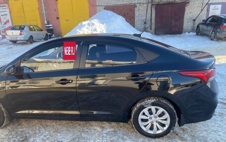 Hyundai Solaris II рестайлинг, 2018 год, 935 000 рублей, 13 фотография