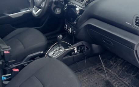 KIA Rio III рестайлинг, 2013 год, 620 000 рублей, 6 фотография