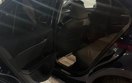 Toyota Camry, 2019 год, 2 400 000 рублей, 8 фотография