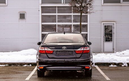 Toyota Camry, 2018 год, 1 955 000 рублей, 5 фотография