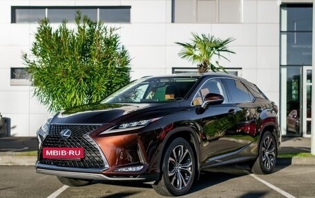 Lexus RX IV рестайлинг, 2021 год, 6 100 000 рублей, 2 фотография