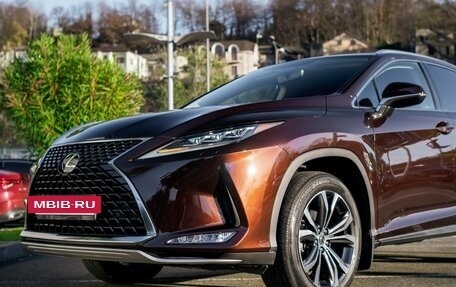 Lexus RX IV рестайлинг, 2021 год, 6 100 000 рублей, 9 фотография