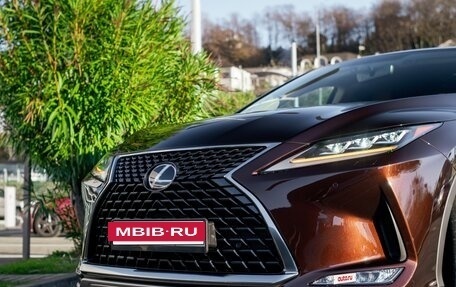 Lexus RX IV рестайлинг, 2021 год, 6 100 000 рублей, 8 фотография