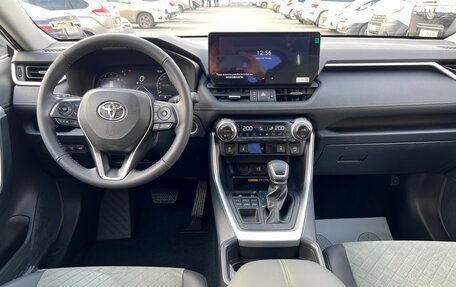 Toyota RAV4, 2025 год, 4 080 000 рублей, 15 фотография