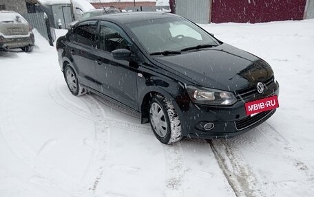 Volkswagen Polo VI (EU Market), 2010 год, 617 000 рублей, 3 фотография