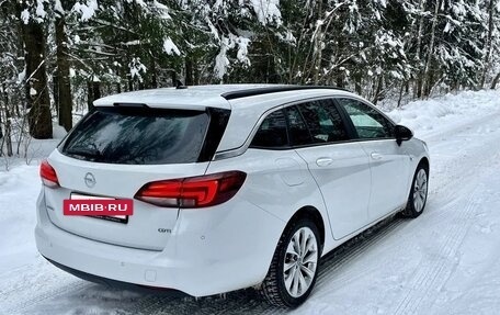 Opel Astra K, 2017 год, 1 150 000 рублей, 4 фотография