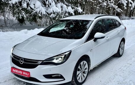 Opel Astra K, 2017 год, 1 150 000 рублей, 6 фотография