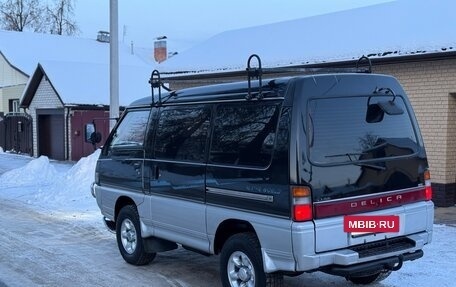 Mitsubishi Delica III, 1997 год, 649 000 рублей, 5 фотография