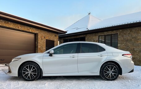 Toyota Camry, 2021 год, 3 530 000 рублей, 15 фотография