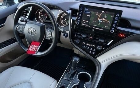 Toyota Camry, 2021 год, 3 530 000 рублей, 11 фотография