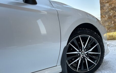 Toyota Camry, 2021 год, 3 530 000 рублей, 20 фотография