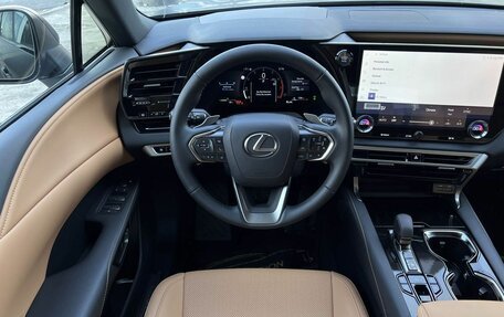 Lexus RX IV рестайлинг, 2025 год, 9 990 000 рублей, 11 фотография