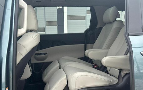 KIA Carnival, 2025 год, 6 990 000 рублей, 22 фотография