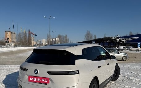 BMW iX, 2023 год, 8 000 000 рублей, 6 фотография