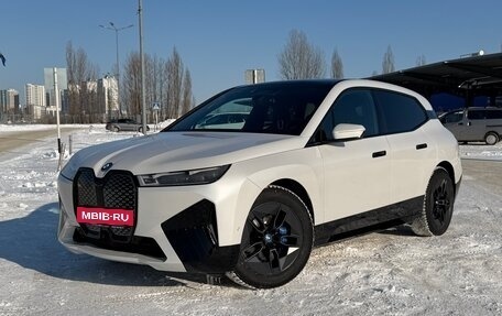 BMW iX, 2023 год, 8 000 000 рублей, 2 фотография