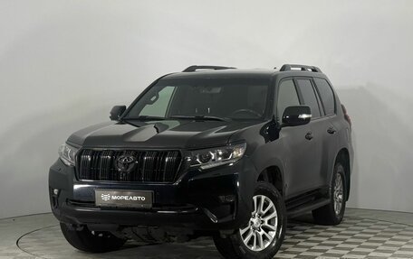 Toyota Land Cruiser Prado 150 рестайлинг 2, 2018 год, 4 450 000 рублей, 1 фотография