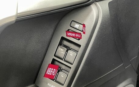 Toyota Land Cruiser Prado 150 рестайлинг 2, 2019 год, 5 520 000 рублей, 18 фотография